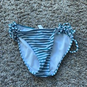 Bikini bottoms size xs